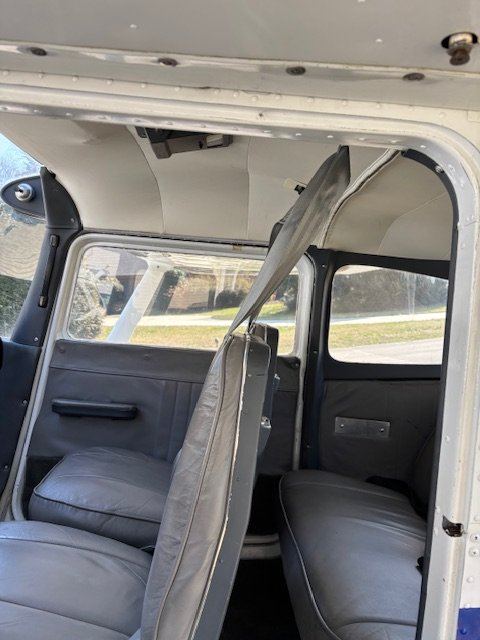 1966 Cessna 172g, photo 3