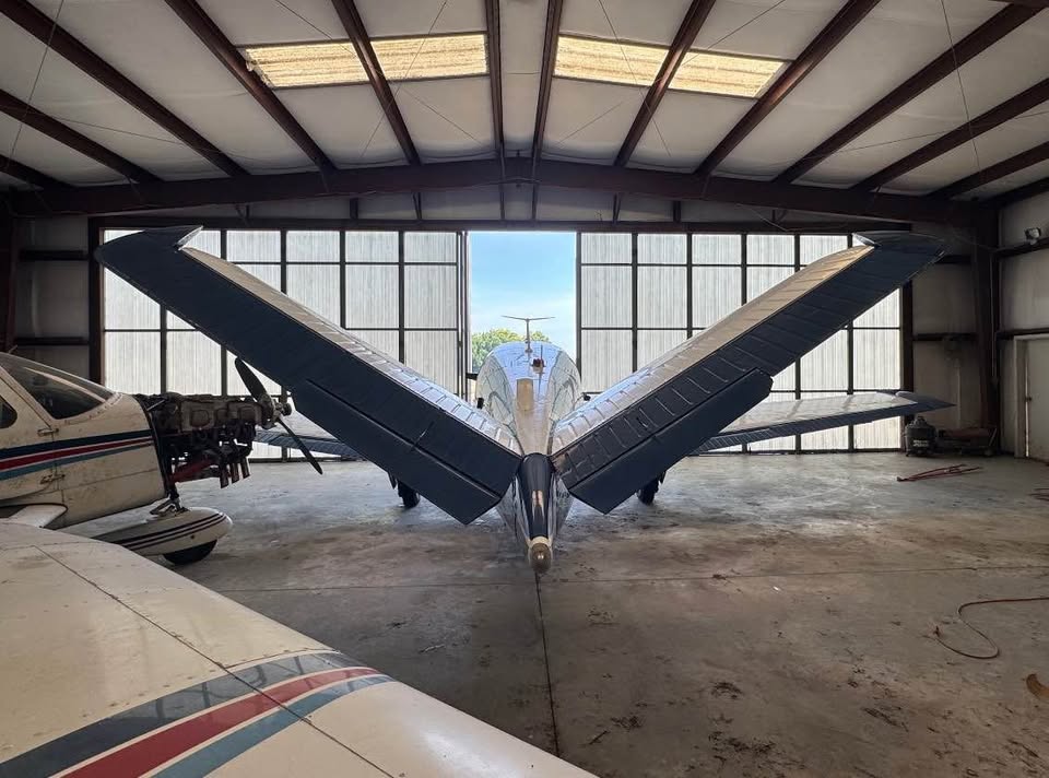 1978 Beechcraft Bonanza V35B, photo 3