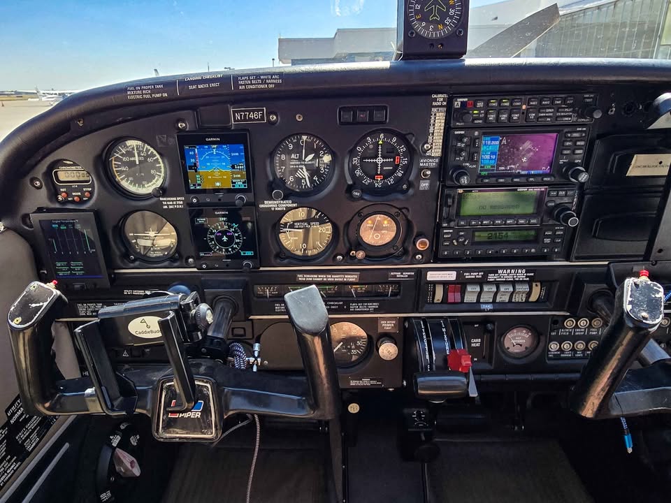 1977 Piper PA 28-140 Cruiser, photo 16