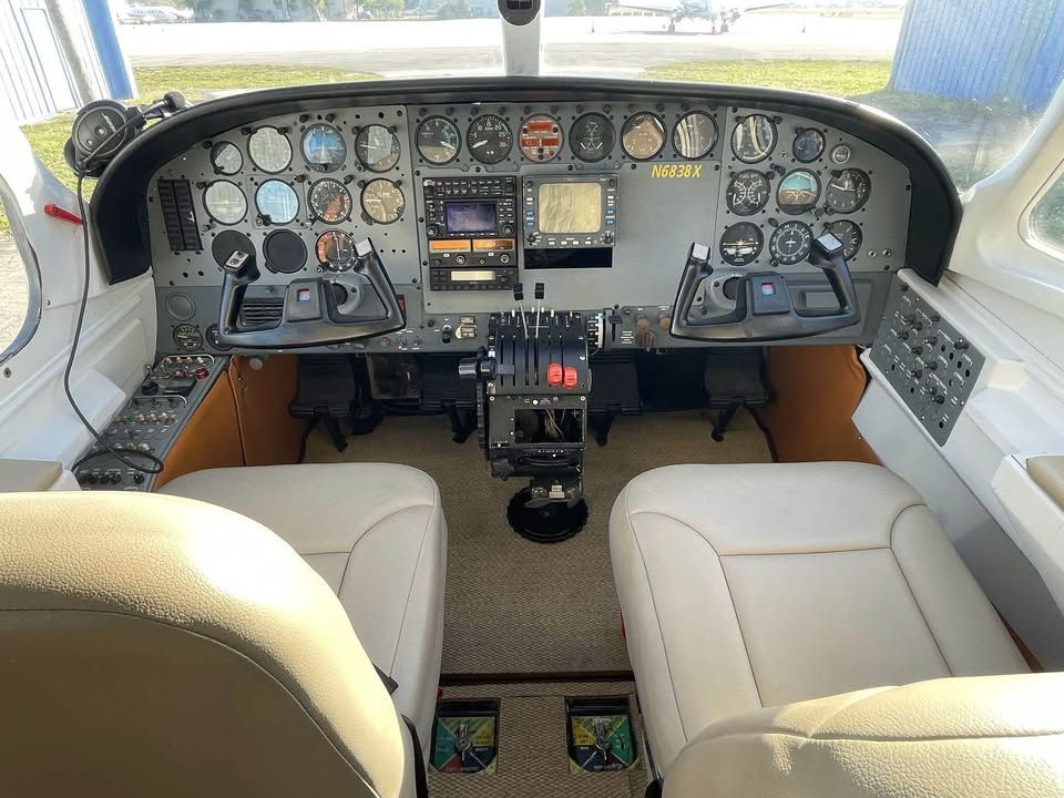 1978 Cessna 402b, photo 12