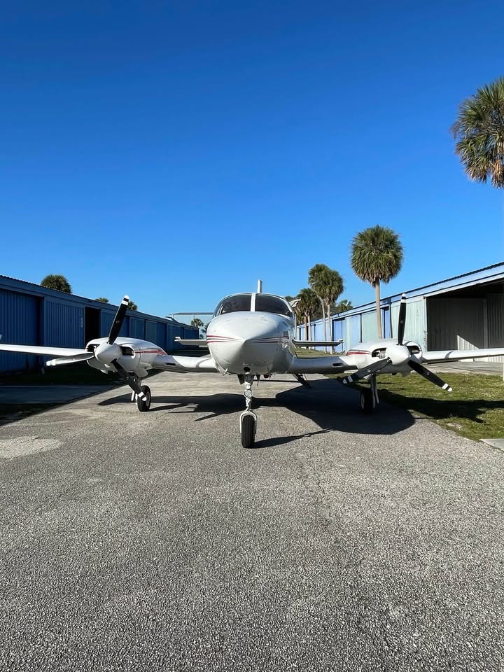 1978 Cessna 402b, photo 2