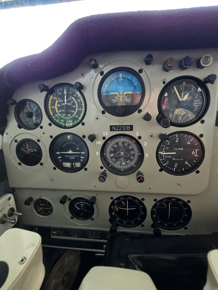 1961 Beechcraft Debonair B33 - Fresh Overhaul, photo 4