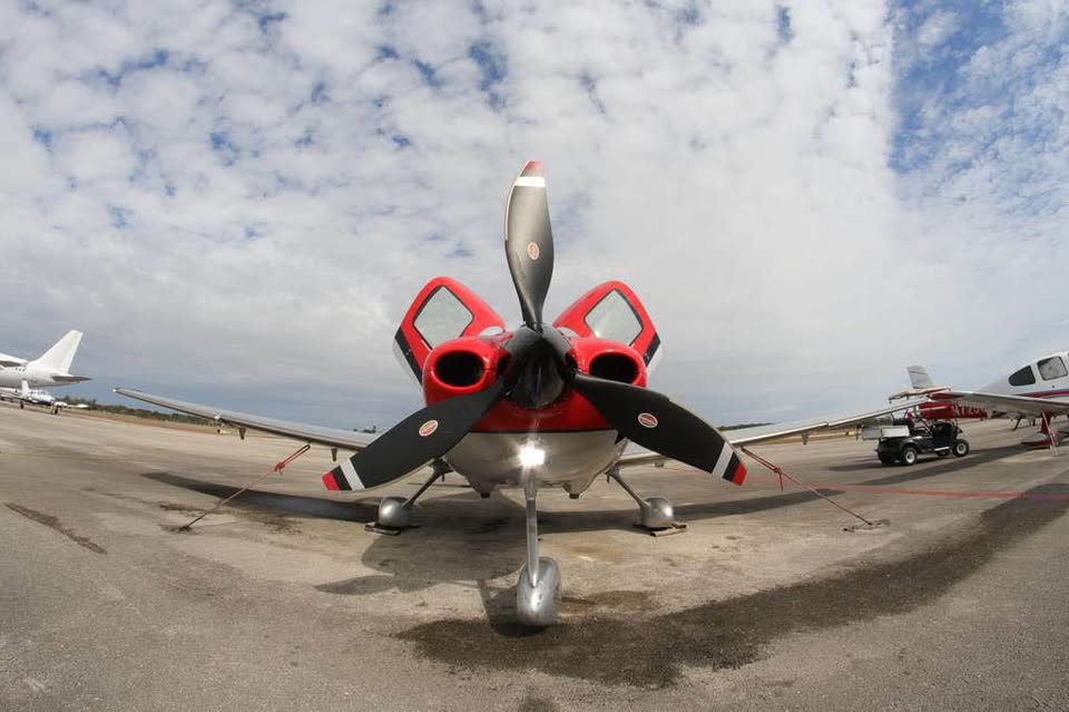 2015 Cirrus SR22T, photo 5