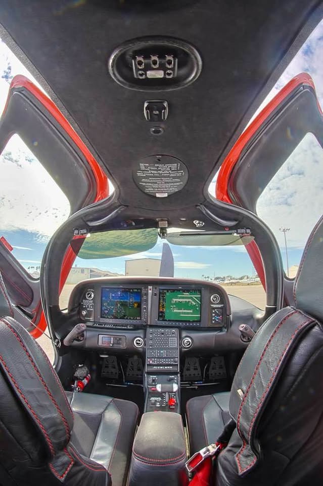 2015 Cirrus SR22T, photo 3