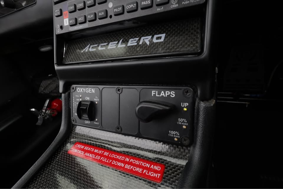 2015 Cirrus SR22T, photo 6