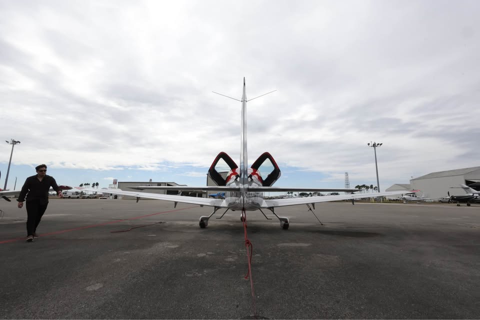 2015 Cirrus SR22T, photo 9