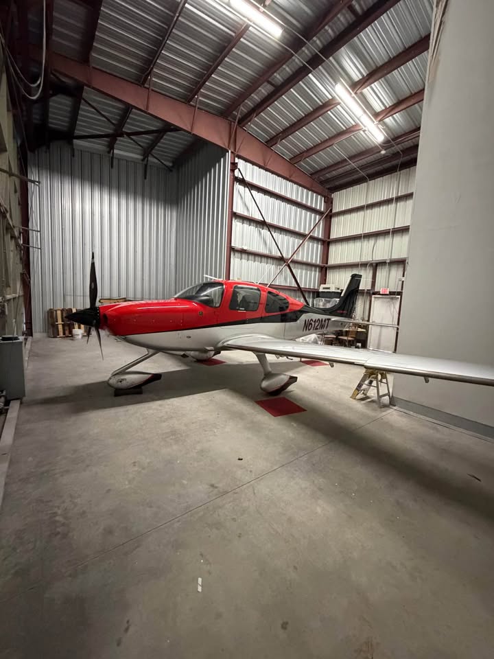 2015 Cirrus SR22T, photo 2