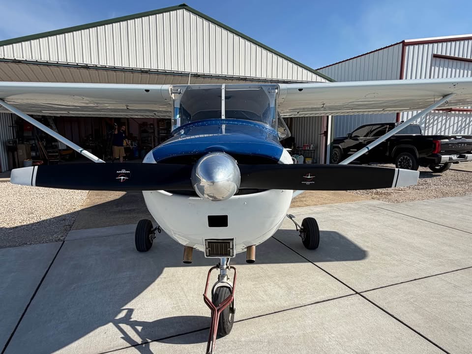 1959 Cessna 172, photo 3