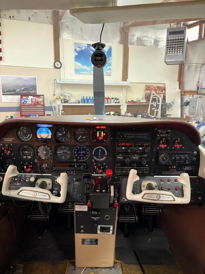 1974 Beechcraft Beech Sport 150, photo 2