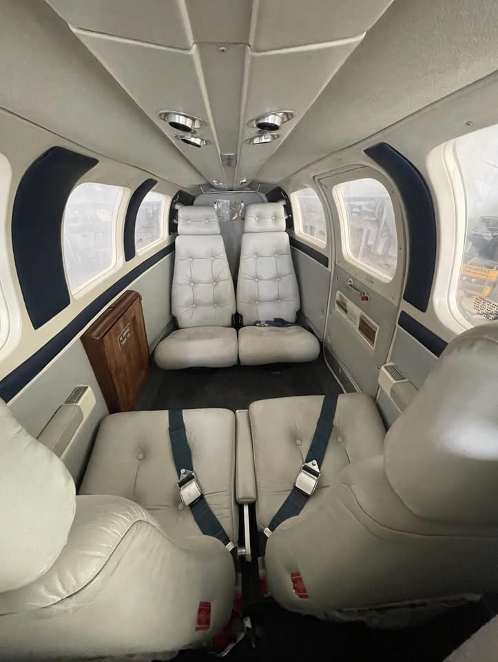 1984 Beechcraft Baron 58P, photo 7
