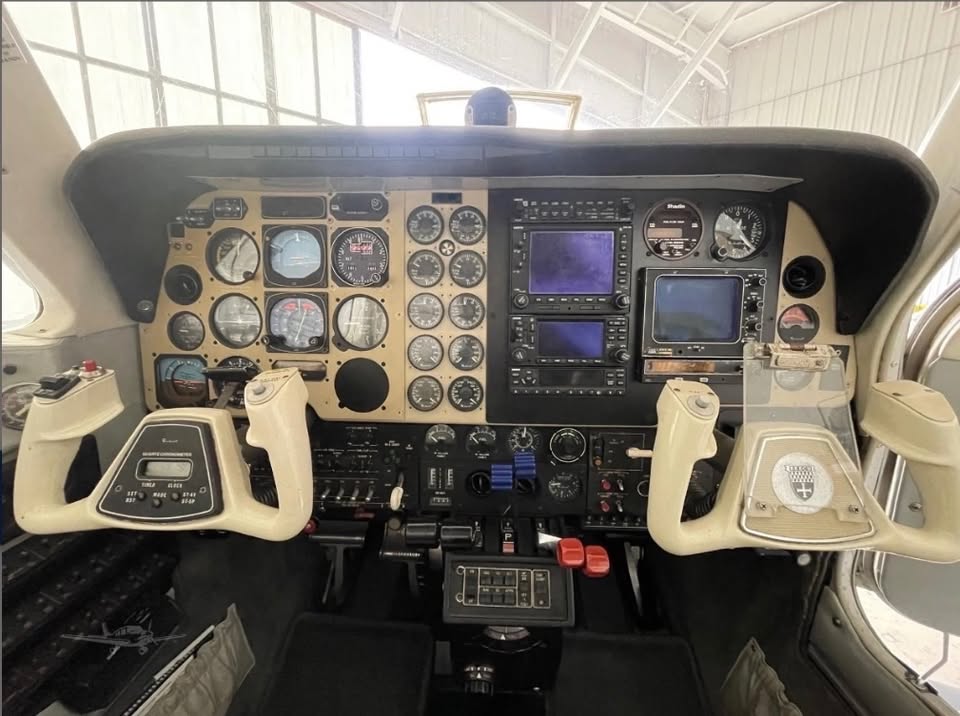 1984 Beechcraft Baron 58P, photo 4