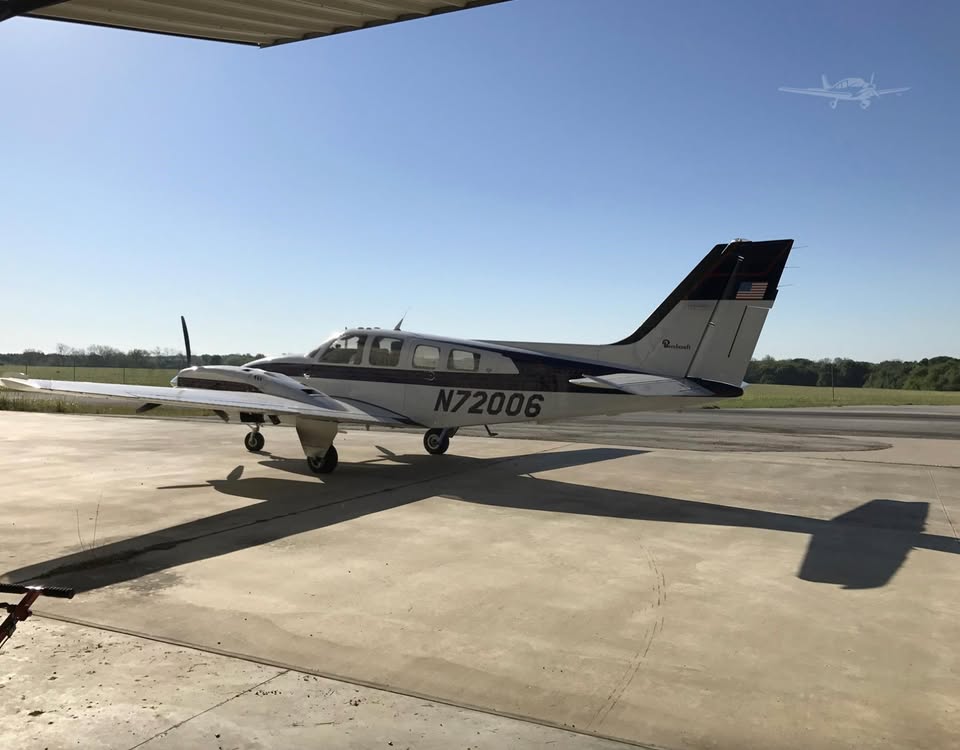 1984 Beechcraft Baron 58P, photo 6