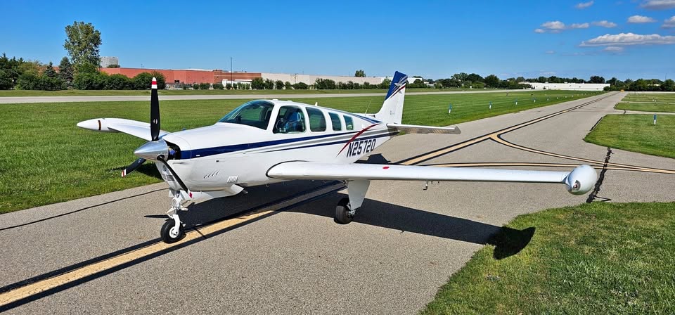 1973 Beechcraft Bonanza A36, photo 1