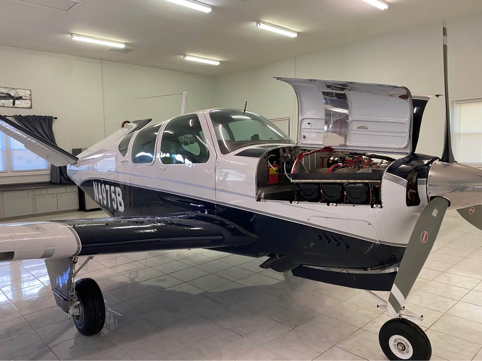 1958 Beechcraft J35 bonanza, photo 2