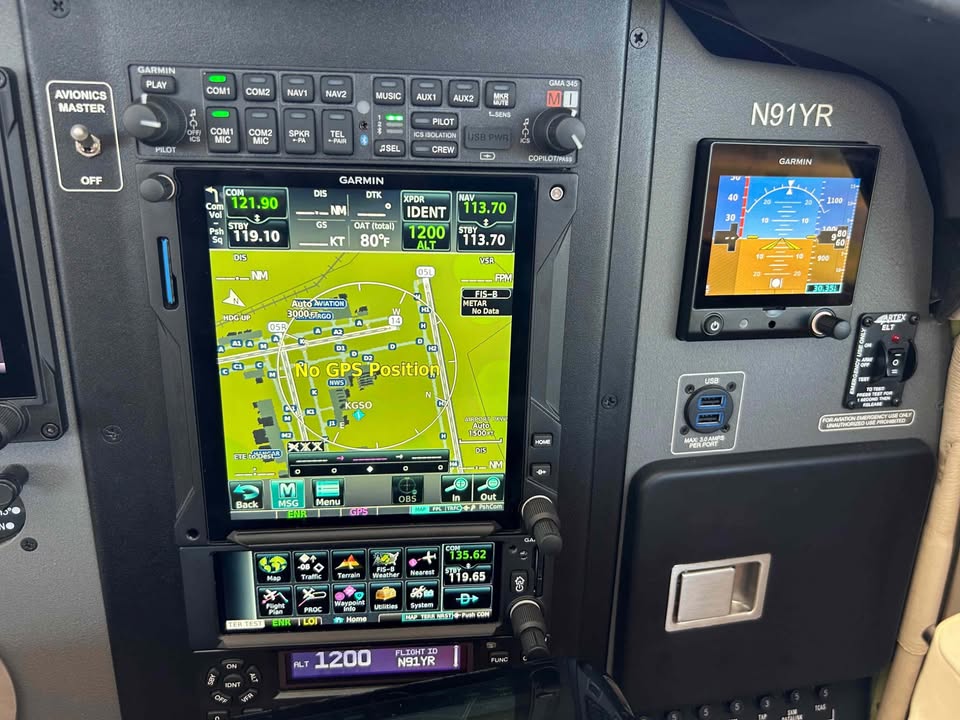 1991 Beechcraft Bonanza F33A, photo 7