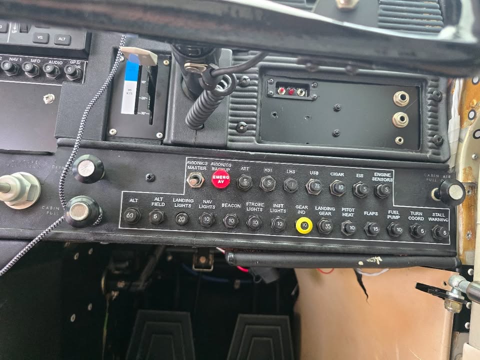 1971 Cessna cardinal 177rg, photo 8