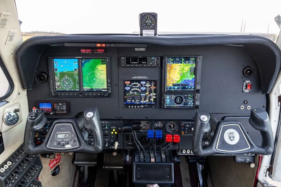 1985 Beechcraft baron 58, photo 5