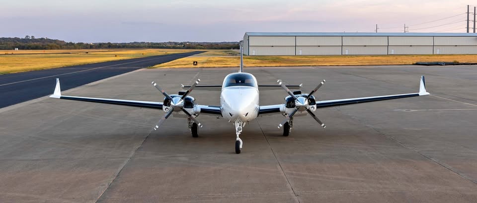 1985 Beechcraft baron 58, photo 1