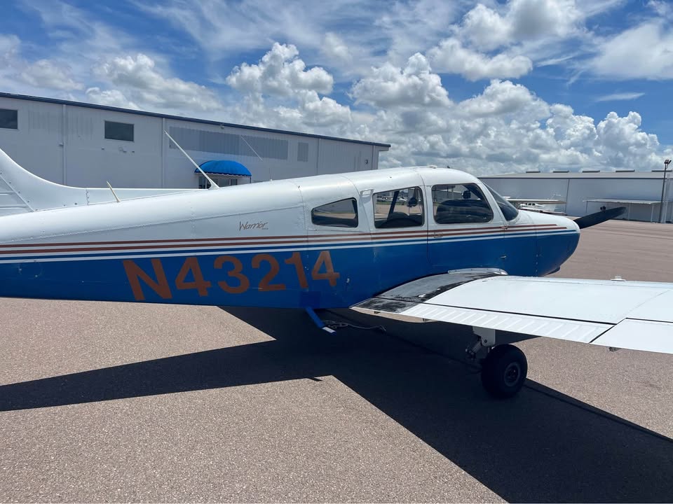 1974 Piper Warrior, photo 2