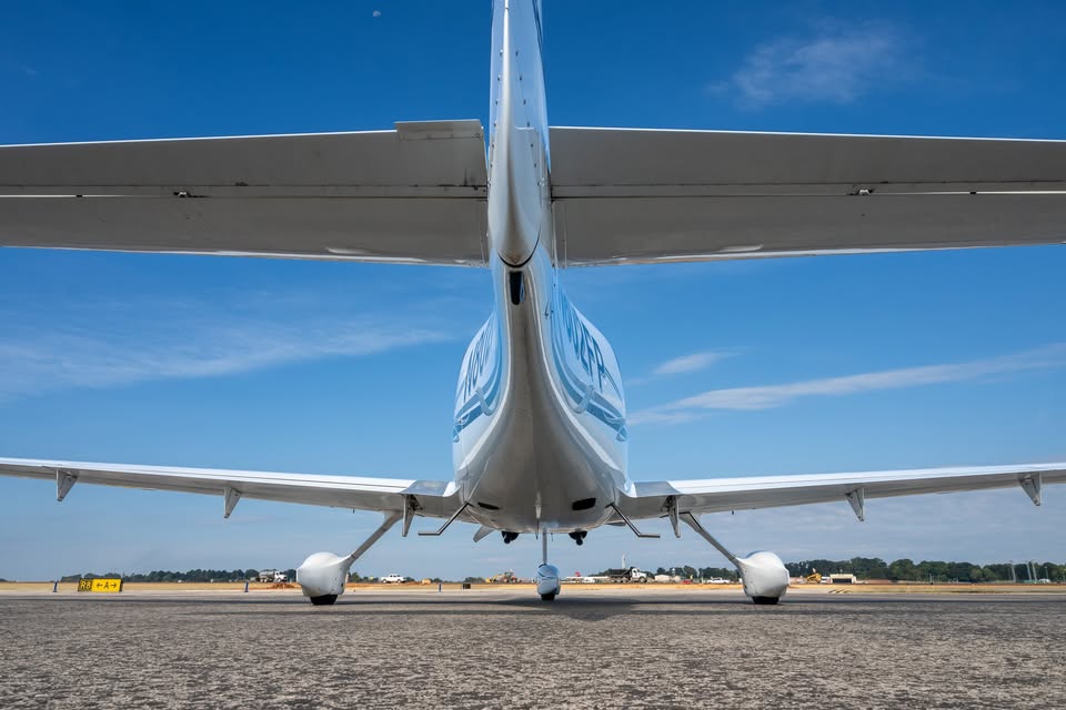 2006 Cirrus SR22, photo 13