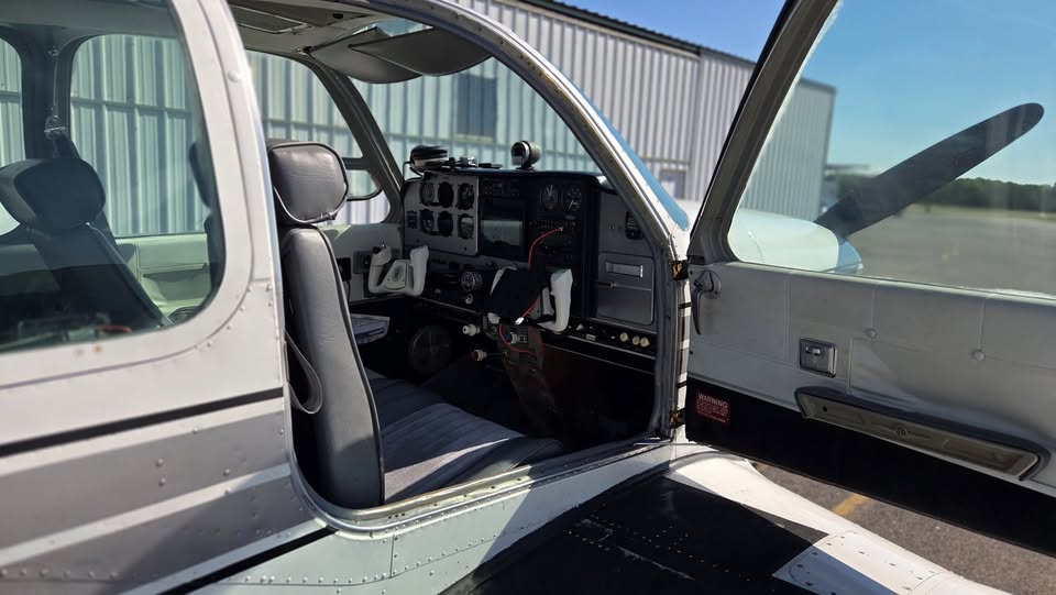 1963 Beechcraft P35 Bonanza - low time, Garmin panel, photo 7