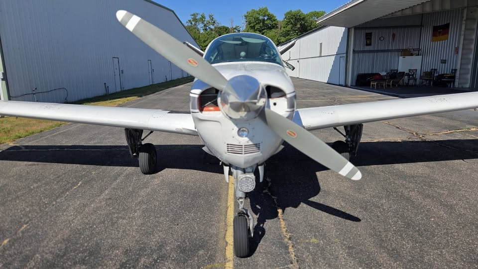 1963 Beechcraft P35 Bonanza - low time, Garmin panel, photo 3