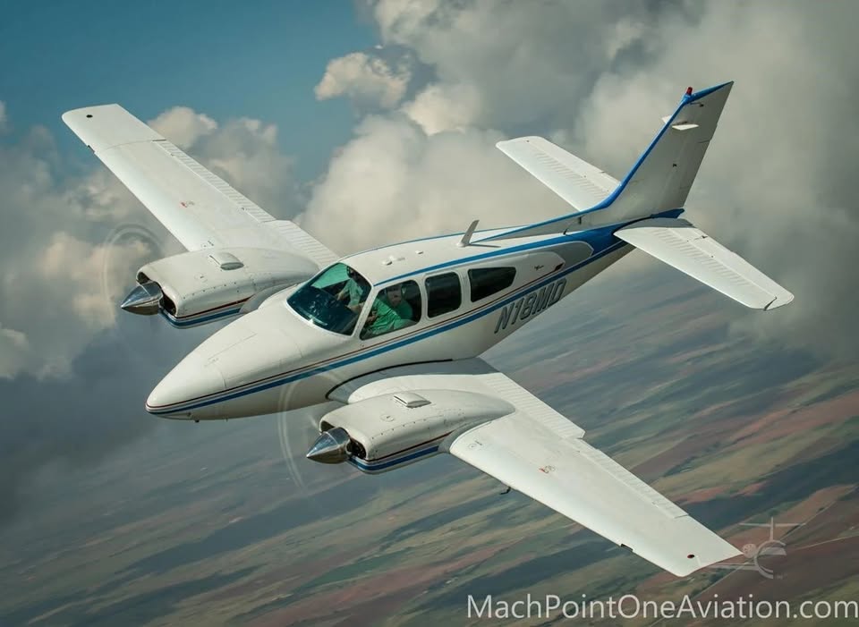 1968 Beechcraft Beech baron D55 300hp, photo 2