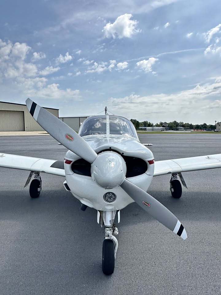 1973 Piper Arrow II, photo 1