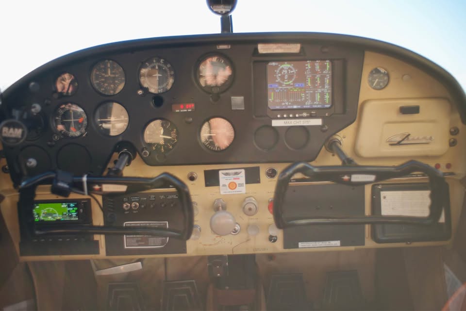 1954 Cessna 180, photo 5