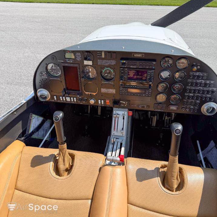2008 Diamond DA 20-C1, photo 4