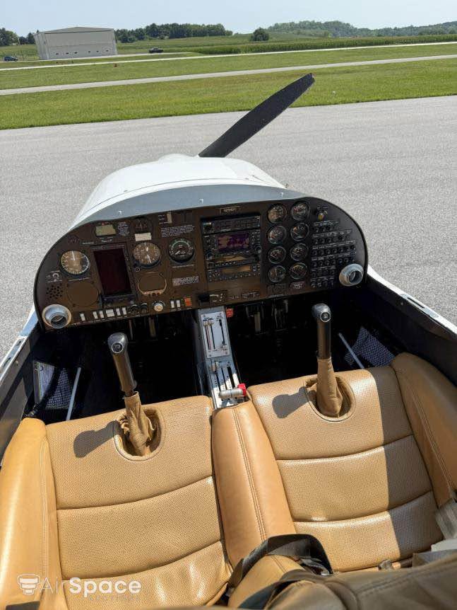 2008 Diamond DA 20-C1, photo 7