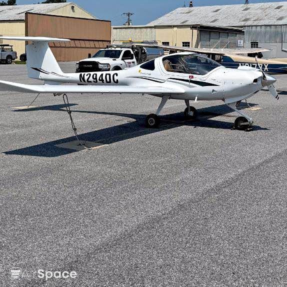 2008 Diamond DA 20-C1, photo 1