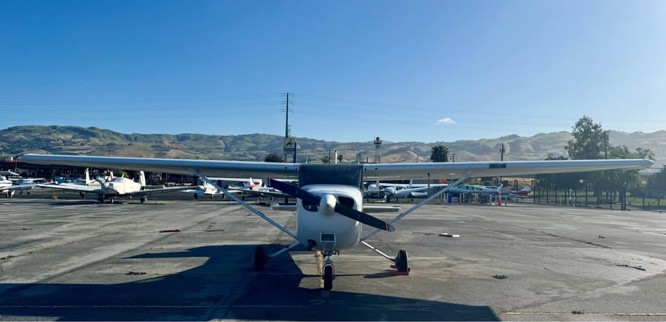 1999 Cessna 172S, photo 8