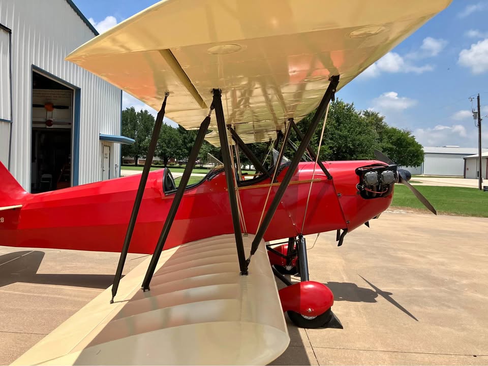 1981 Hatz biplane, photo 1