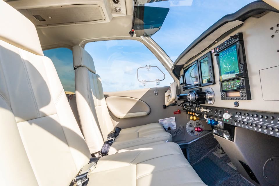 1970 Beechcraft V35B bonanza, photo 3