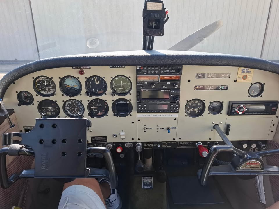 1963 Piper PA-28-180, photo 6