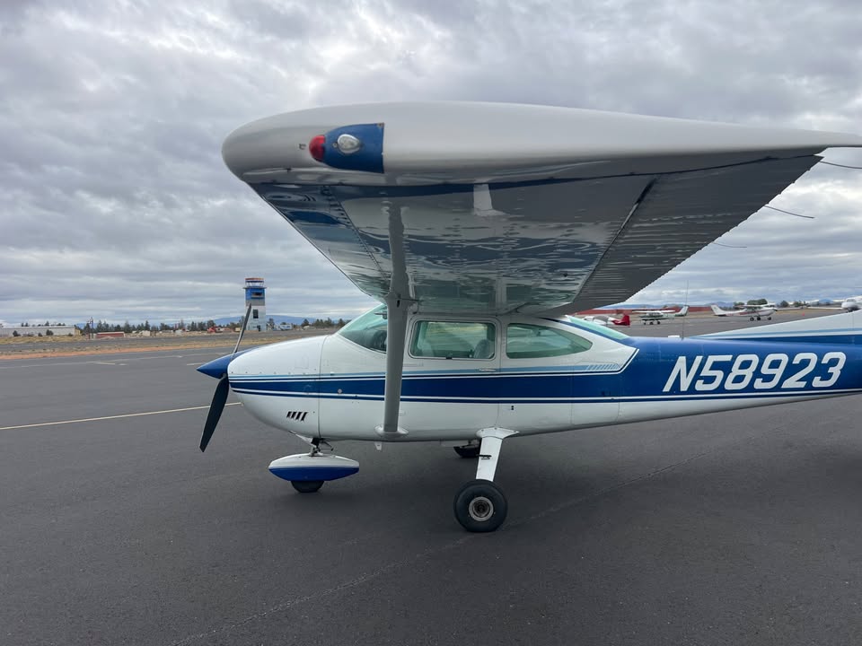 1973 Cessna 182P, photo 7