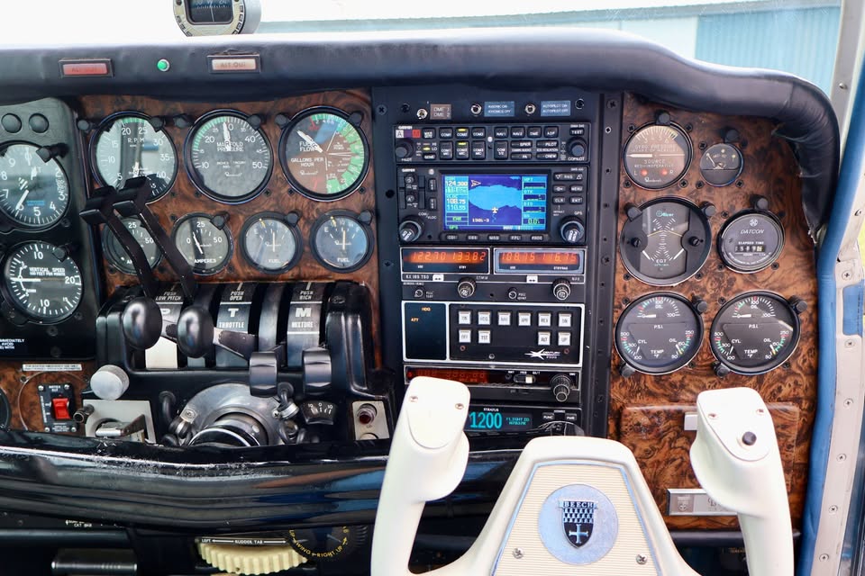 1969 Beechcraft D55 Baron, photo 14