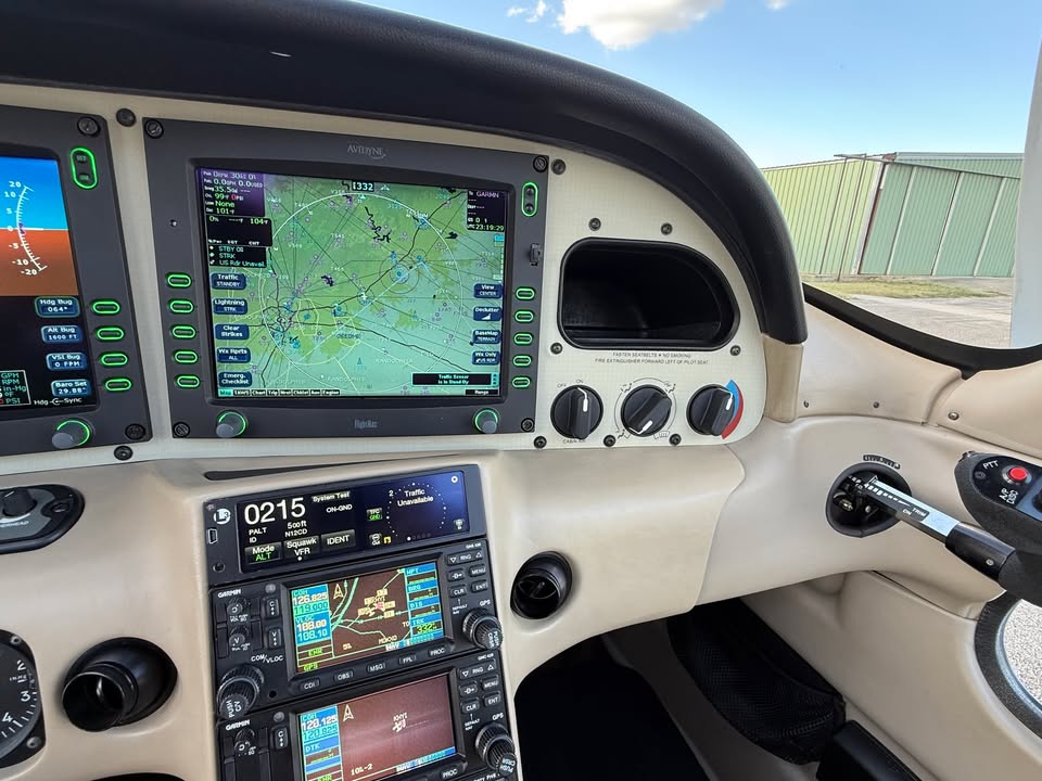 2008 Cirrus SR20-G3, photo 3