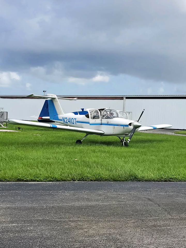 1978 Piper PA-38-112, photo 1