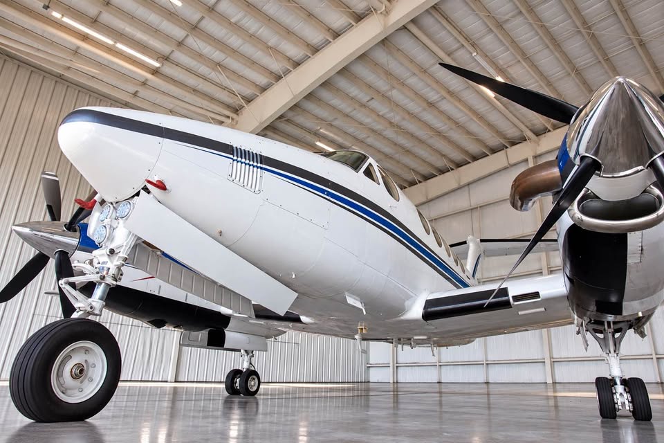 1980 Beechcraft King Air 200, photo 3