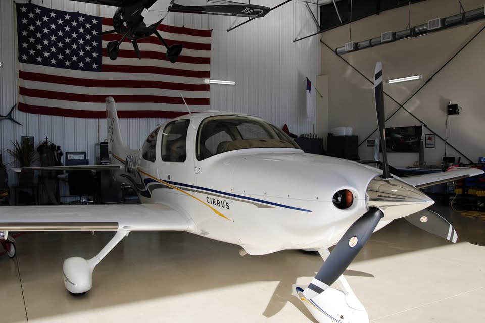 2004 Cirrus SR-22 SR-22 G2, photo 19