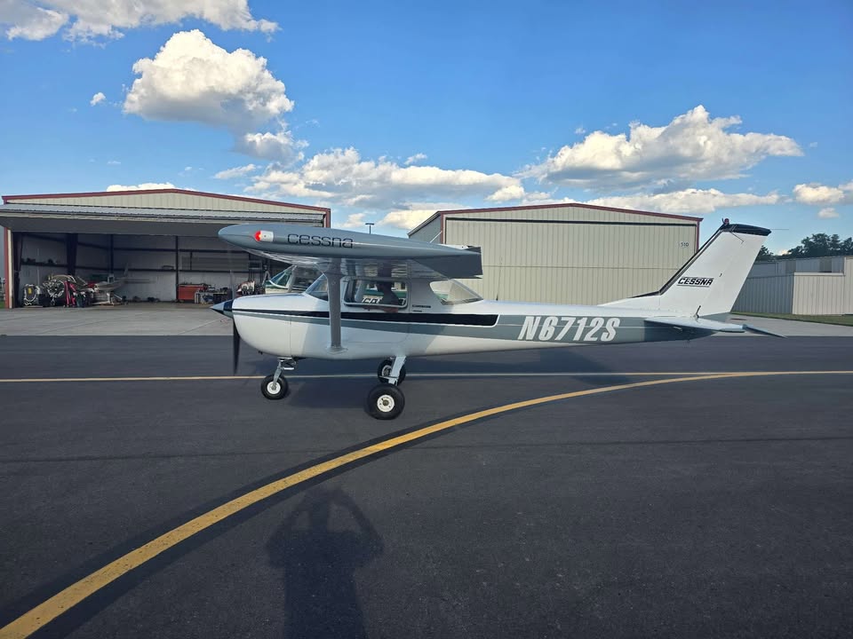 1968 Cessna C-150H, photo 2