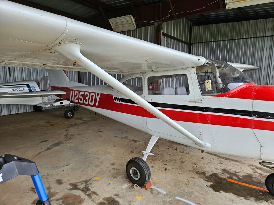 1963 Cessna 172d, photo 7