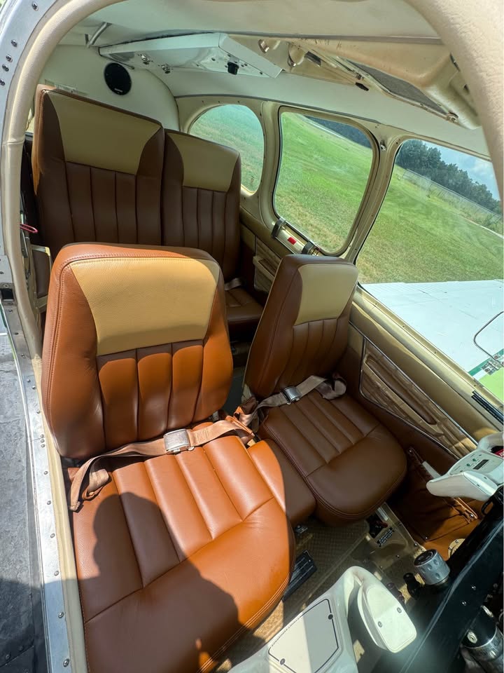 1961 Beechcraft Bonanza N-35, photo 6