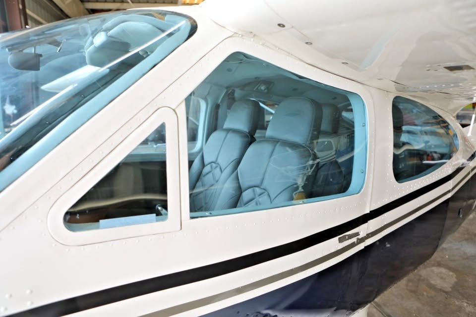 1970 Cessna 177B Cardinal, photo 3