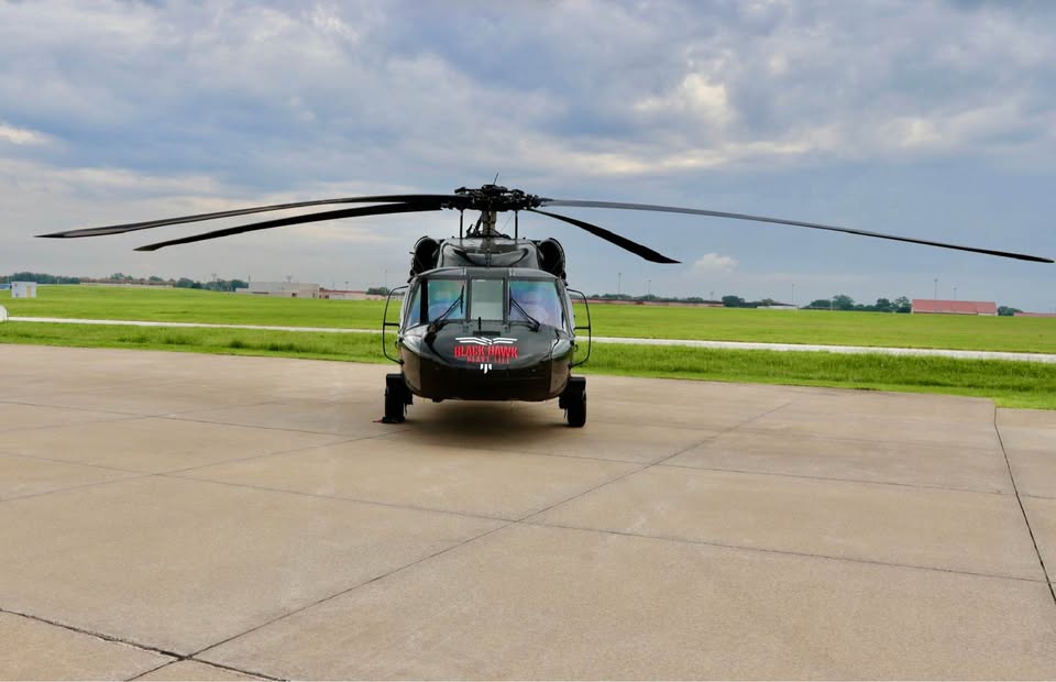1979 Sikorsky UH-60A Blackhawk Helicopter, photo 2