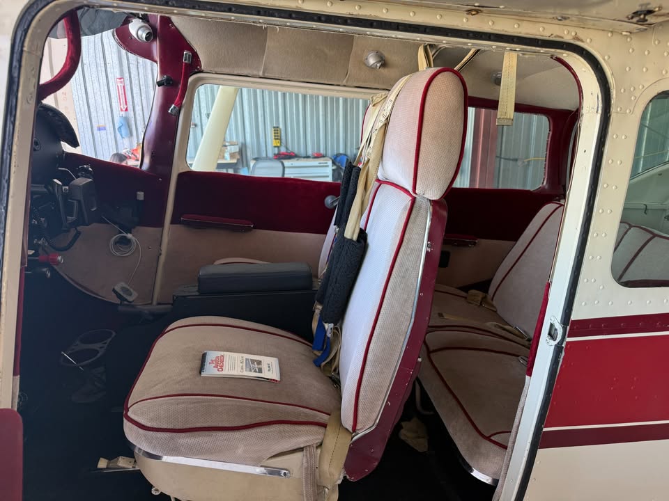 1963 Cessna 182F, photo 6