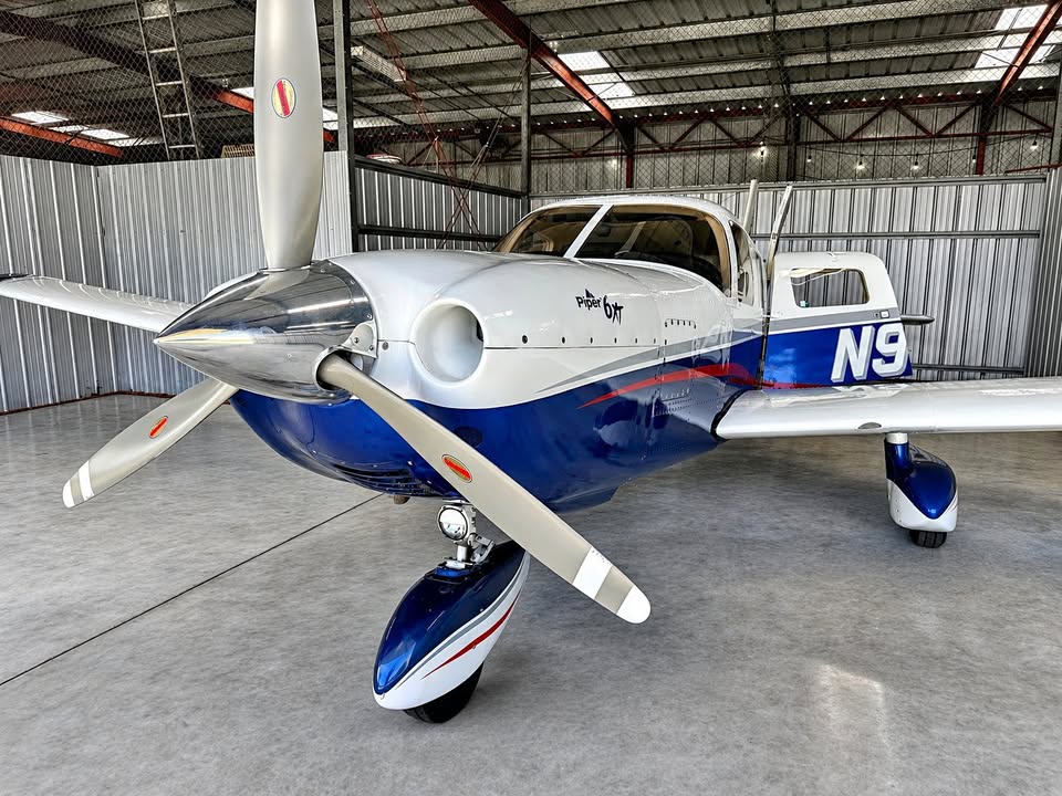 2005 Piper 6xt, photo 1