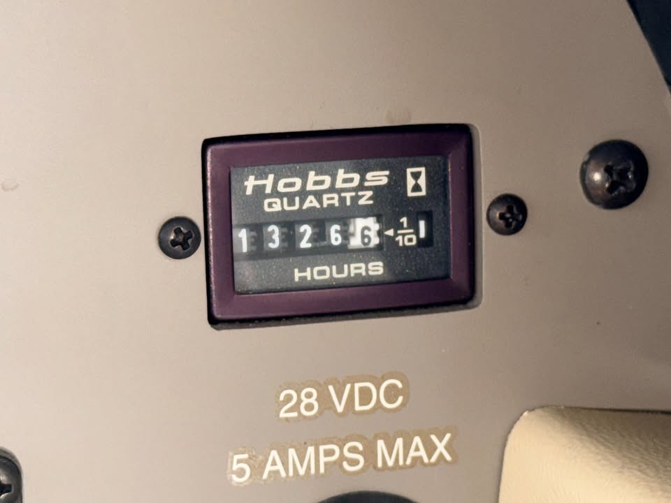 2005 Piper 6xt, photo 10